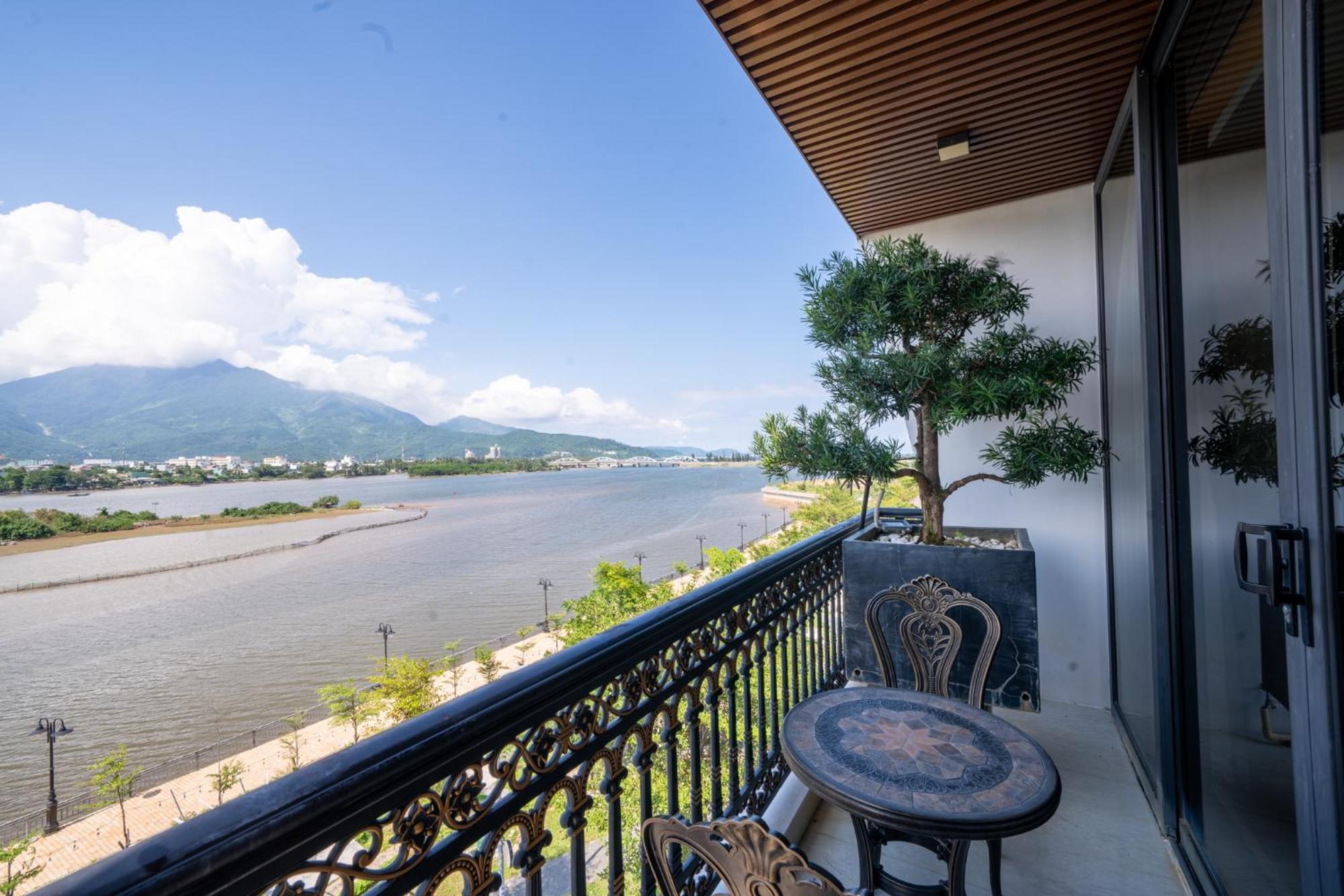 Cami Riverside Resort Da Nang Zewnętrze zdjęcie