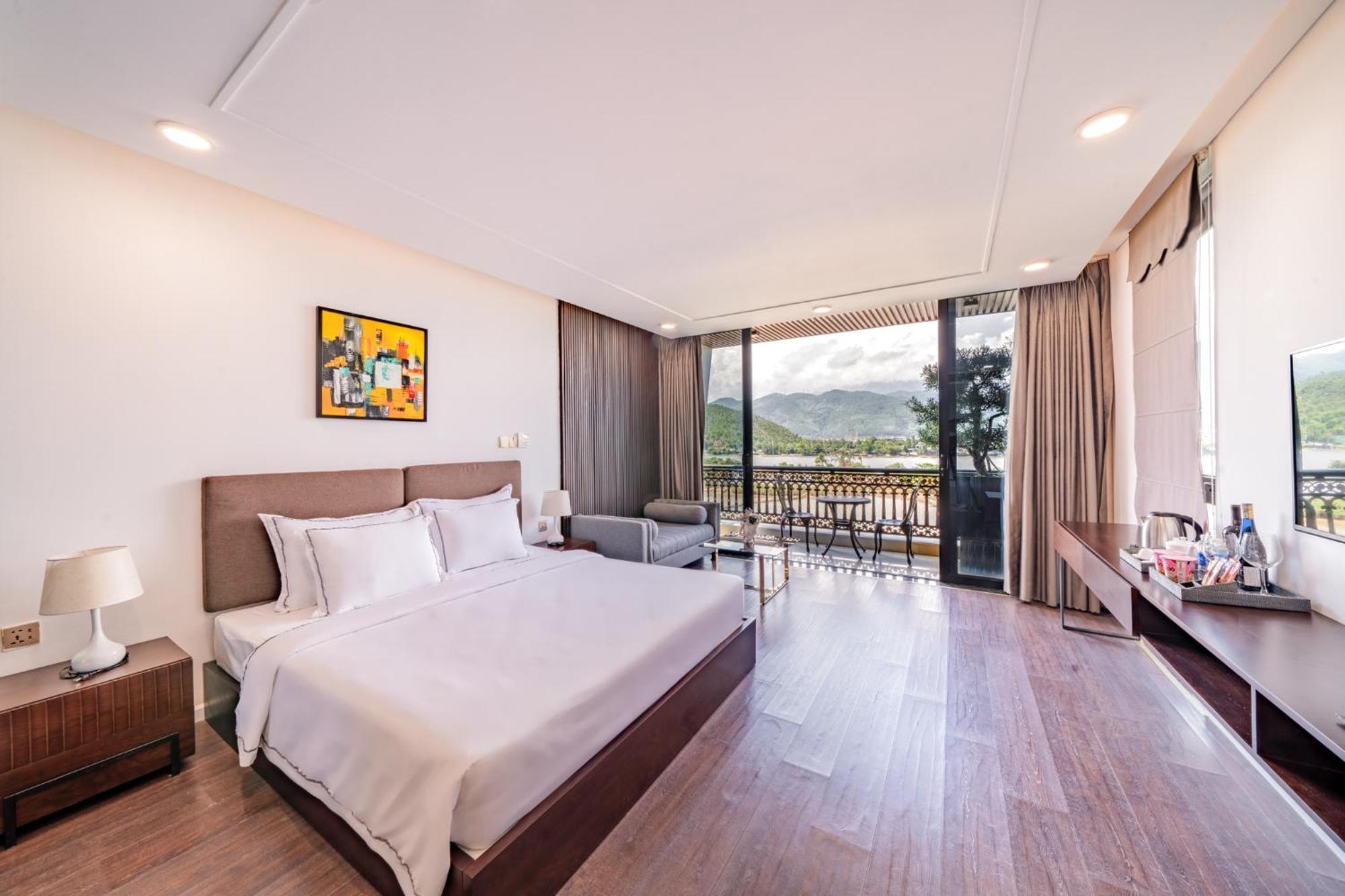 Cami Riverside Resort Da Nang Zewnętrze zdjęcie